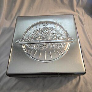 CRANIUM PRIMO EDITION BOARD GAME in Metal Tin